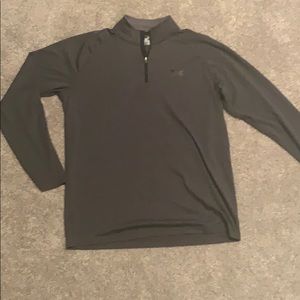 Men’s medium Under Amour half zip.